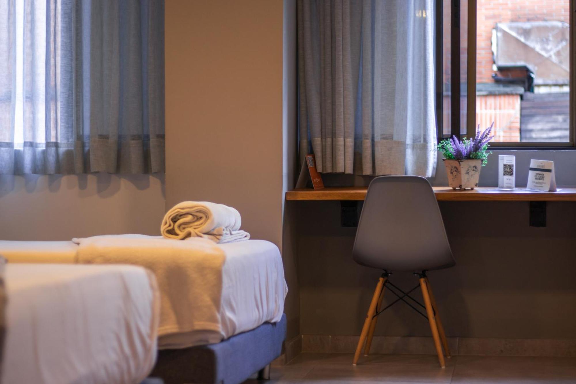 Hotel Bambu Milla De Oro Medellin Bagian luar foto
