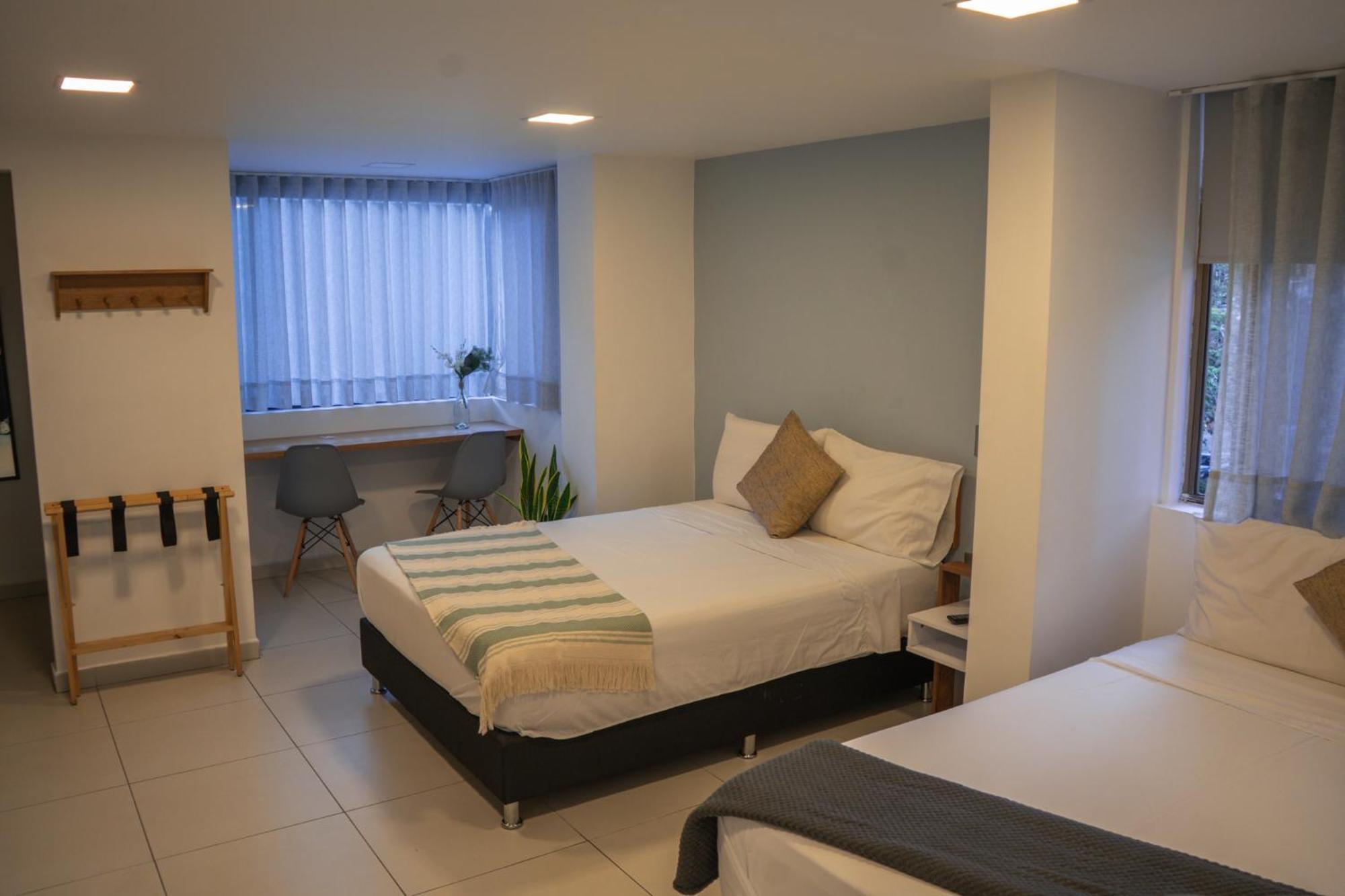 Hotel Bambu Milla De Oro Medellin Bagian luar foto