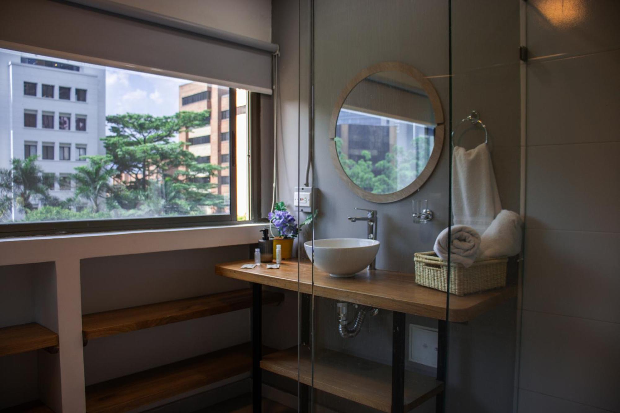 Hotel Bambu Milla De Oro Medellin Bagian luar foto